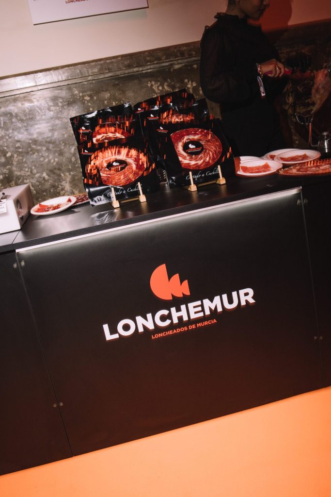 Cortador de jamón para eventos