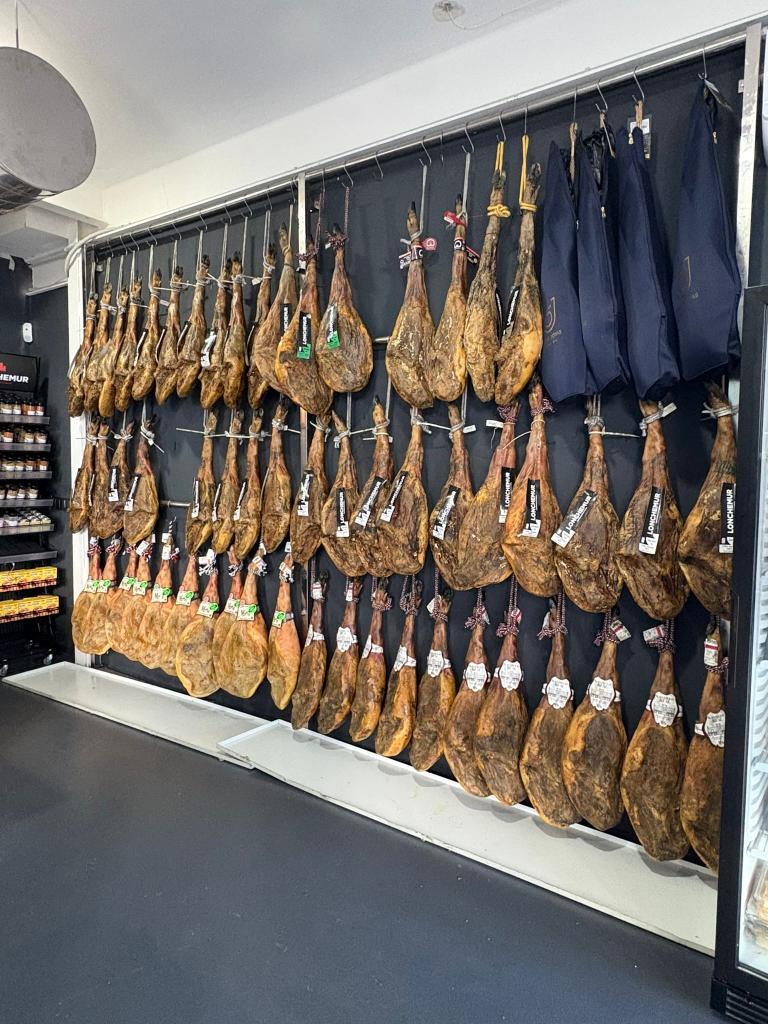 Tienda Online de Jamones y Embutidos Ibéricos | Lonchemur